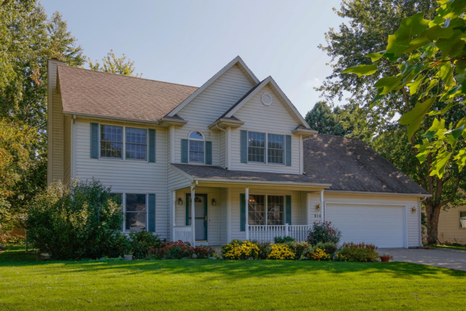 814 Stafford Road Kalamazoo, MI 49006 - Photo 2 of 30 814 Stafford Rd-102