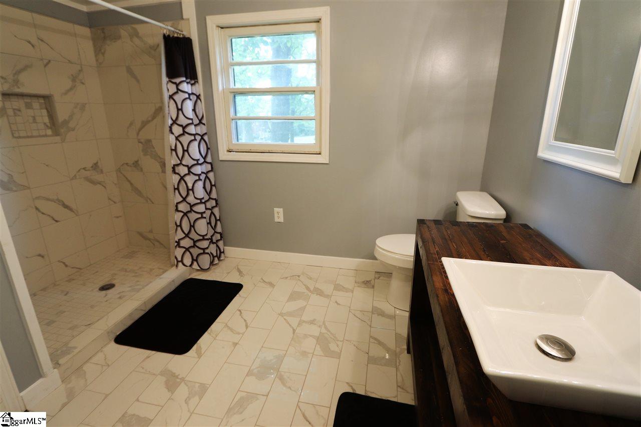 200 Lions Club Road Greenville, SC 29617 - Photo 16 of 23 Gallery Image 16