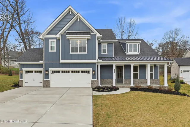 $999,900 | 8159 Nubbin Ridge Road, Knoxville, TN 37919