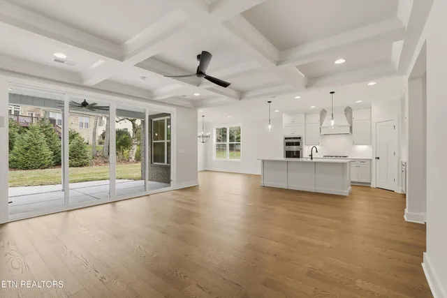 $999,900 | 8159 Nubbin Ridge Road, Knoxville, TN 37919