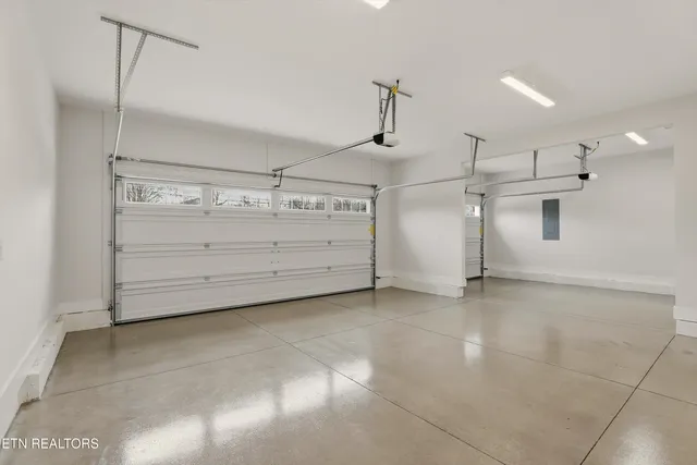 $999,900 | 8159 Nubbin Ridge Road, Knoxville, TN 37919