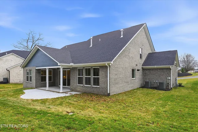 $999,900 | 8159 Nubbin Ridge Road, Knoxville, TN 37919