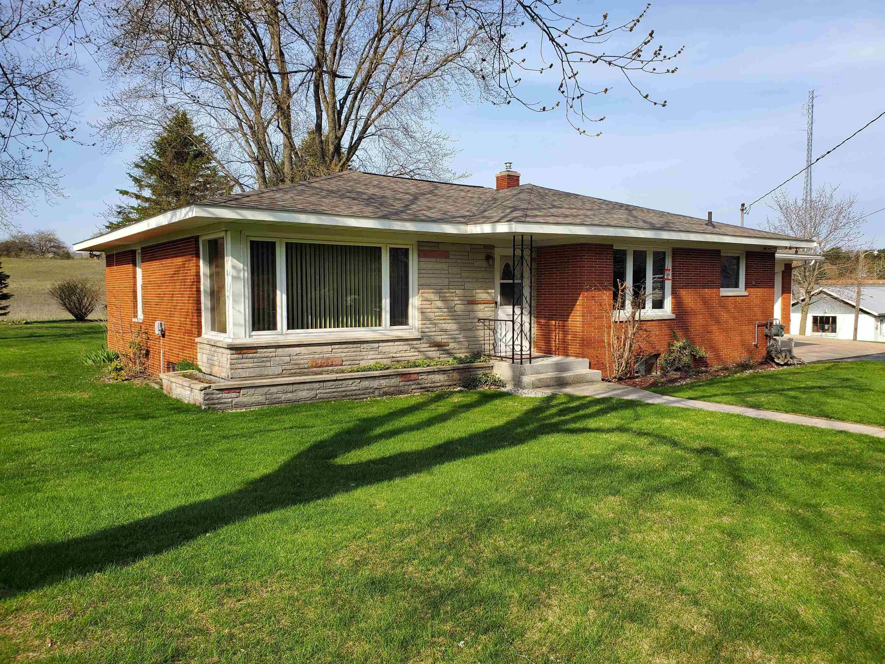 5855 Cedar Run Road Traverse City, MI 49685 - Photo 2 of 32