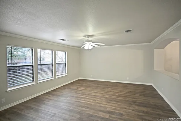 $2,150 | 1610 Elizabeth Court, New Braunfels, TX 78130