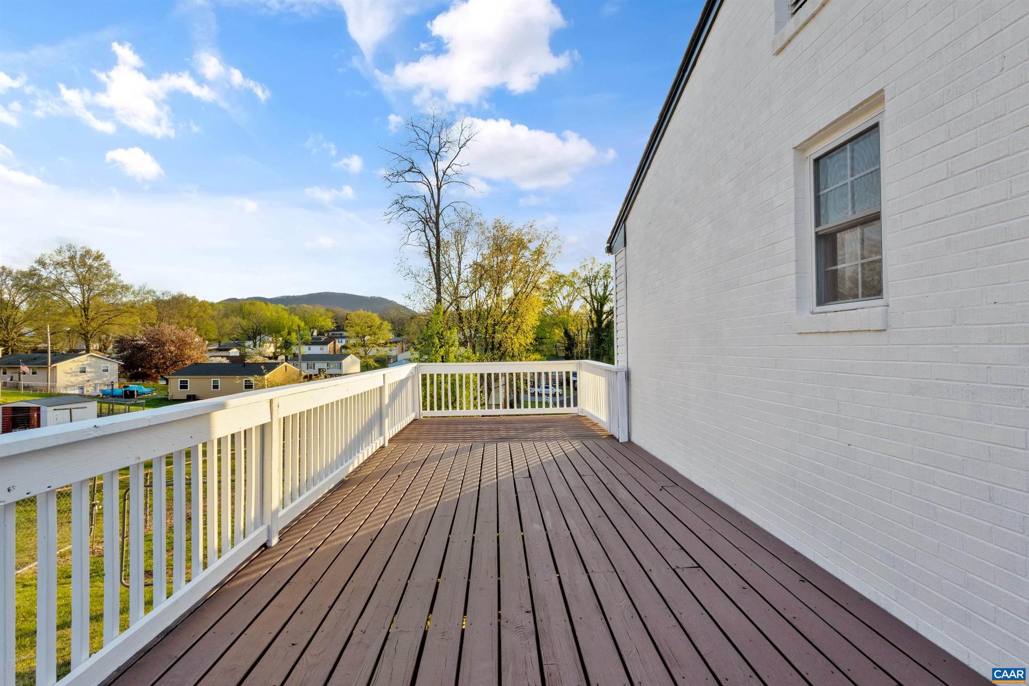 3053 Woodway Road Roanoke, VA 24014 - Photo 28 of 33 a view of balcony with wooden floor and fence
