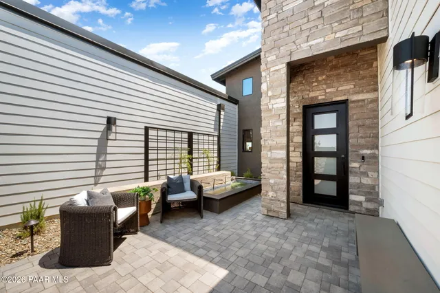 $2,118,262 | 5166 East Frost Lane, Prescott Valley, AZ 86314