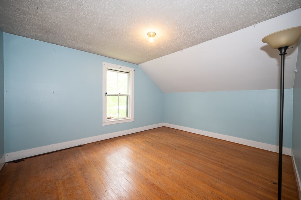 22 Comins Road Oxford, MA 01537 - Photo 24 of 42