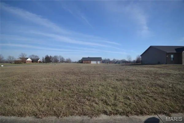 $45,000 | 4132 Summer Oak Drive, Smithton, IL 62285