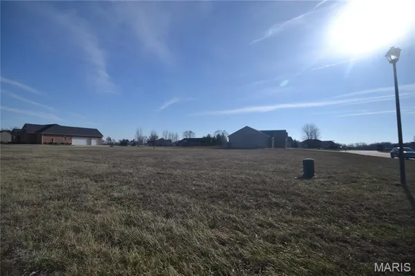 $45,000 | 4132 Summer Oak Drive, Smithton, IL 62285