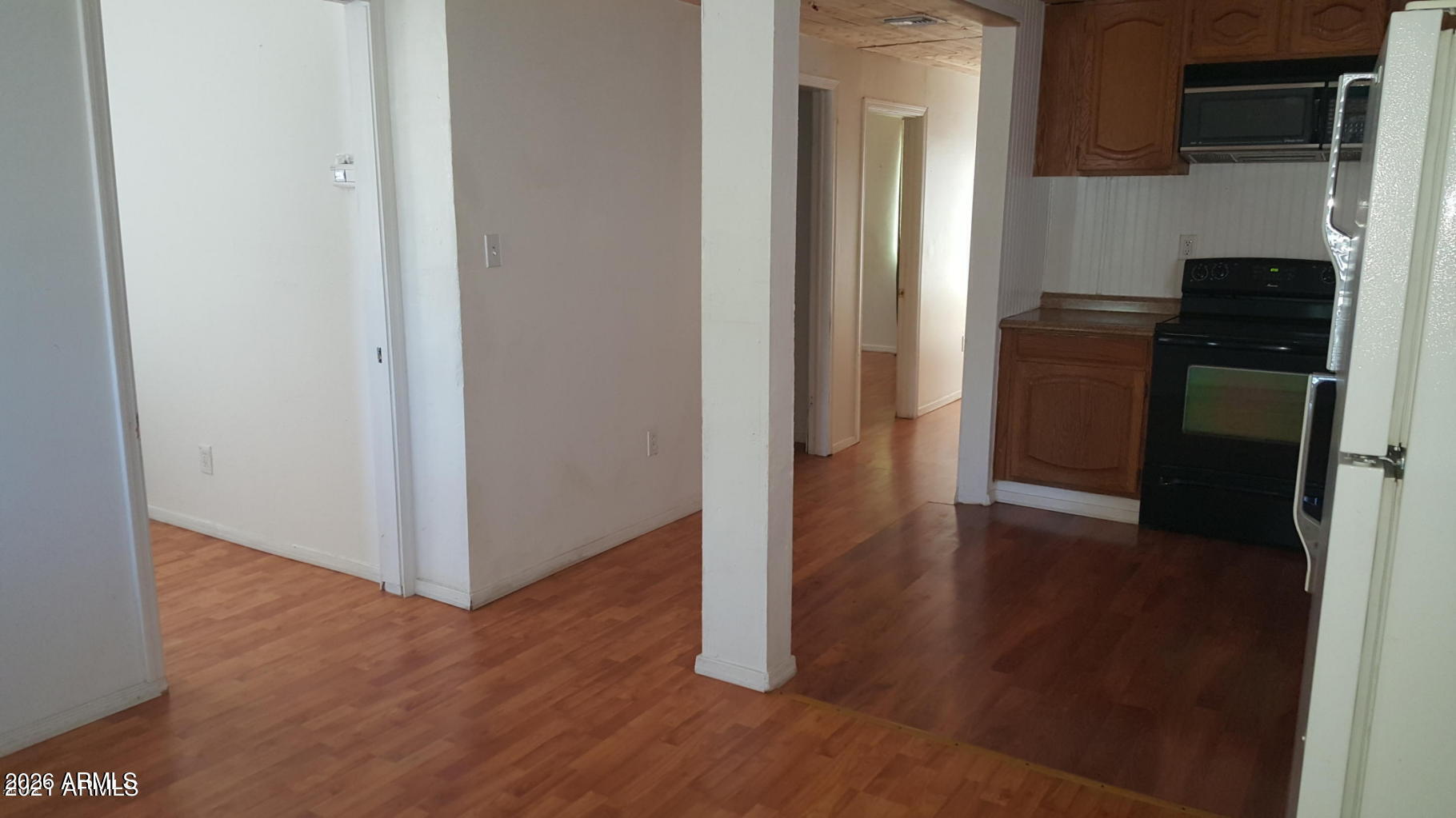 2317 North Mitchell Street Phoenix, AZ 85006 - Photo 8 of 10 2317 A Kitchen from Liv Rm