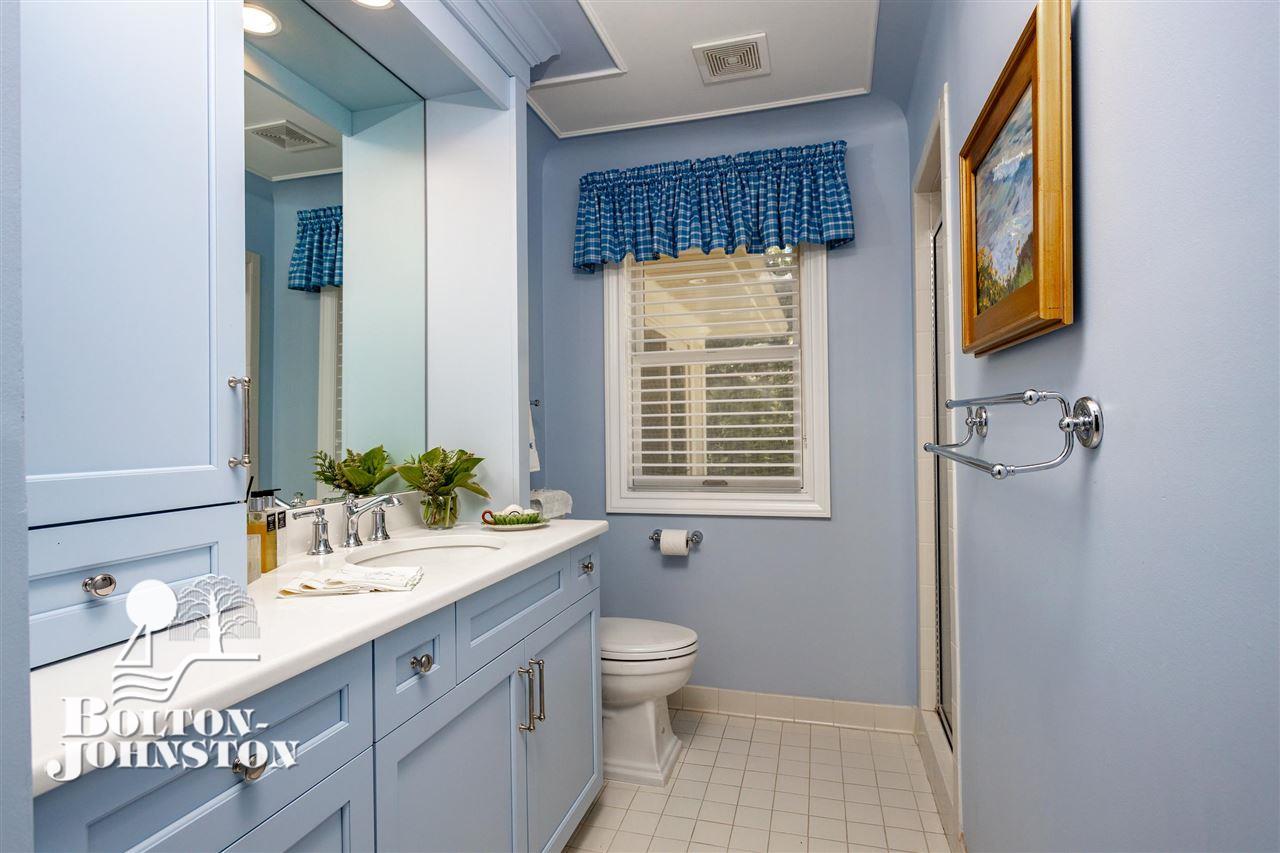 271 Stephens Road Grosse Pointe Farms, MI 48236 - Photo 23 of 43