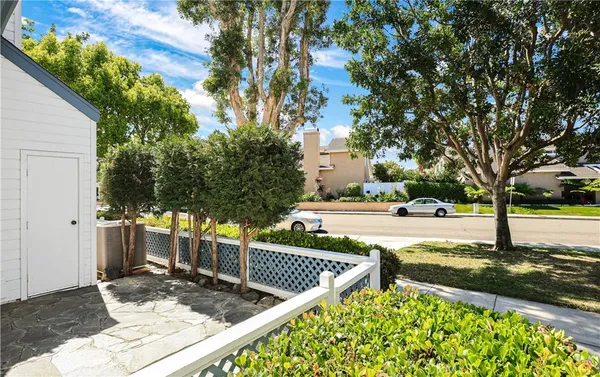 $848,000 | 446 Fallingstar, Irvine, CA 92614