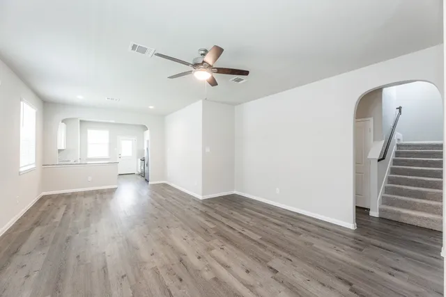 $2,050 | 4906 Yello Ginko Trail, Spring, TX 77373