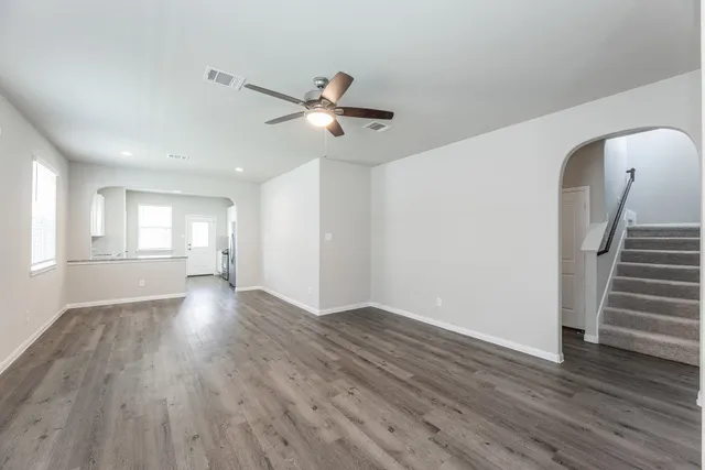 $2,050 | 4906 Yello Ginko Trail, Spring, TX 77373