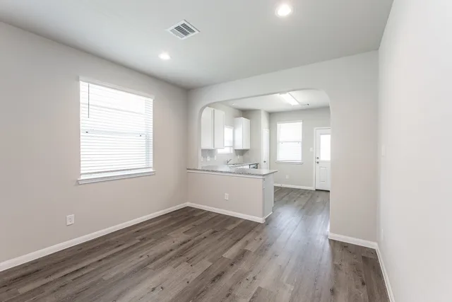 $2,050 | 4906 Yello Ginko Trail, Spring, TX 77373