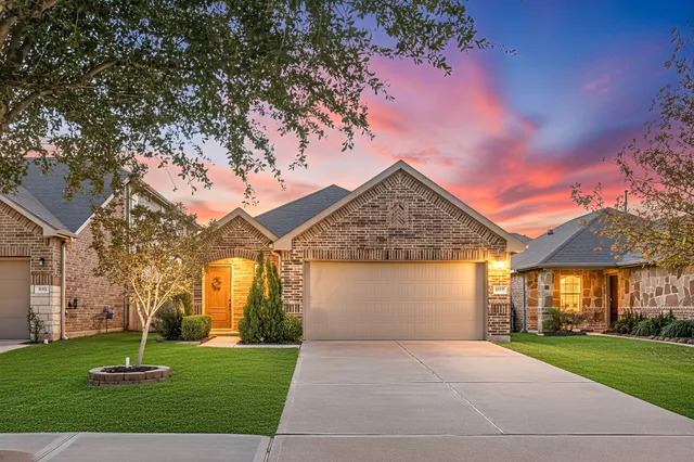 $285,000 | 3059 Hawthorne Glen Lane, League City, TX 77539