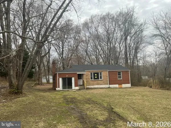 $279,900 | 16201 Holly Hill Drive, Waldorf, MD 20601