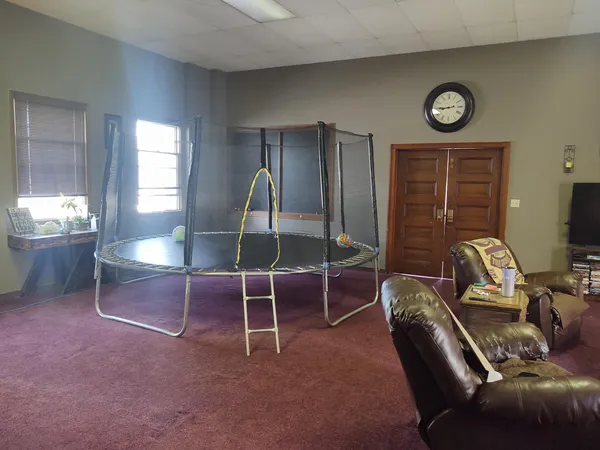 $154,900 | 107 West Walnut Avenue, Arkansas City, KS 67005