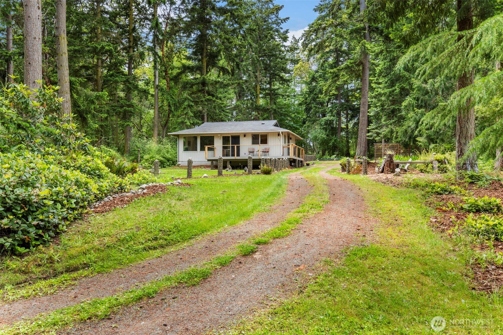 193 Plute Road Nordland, WA 98358 - Photo 2 of 29