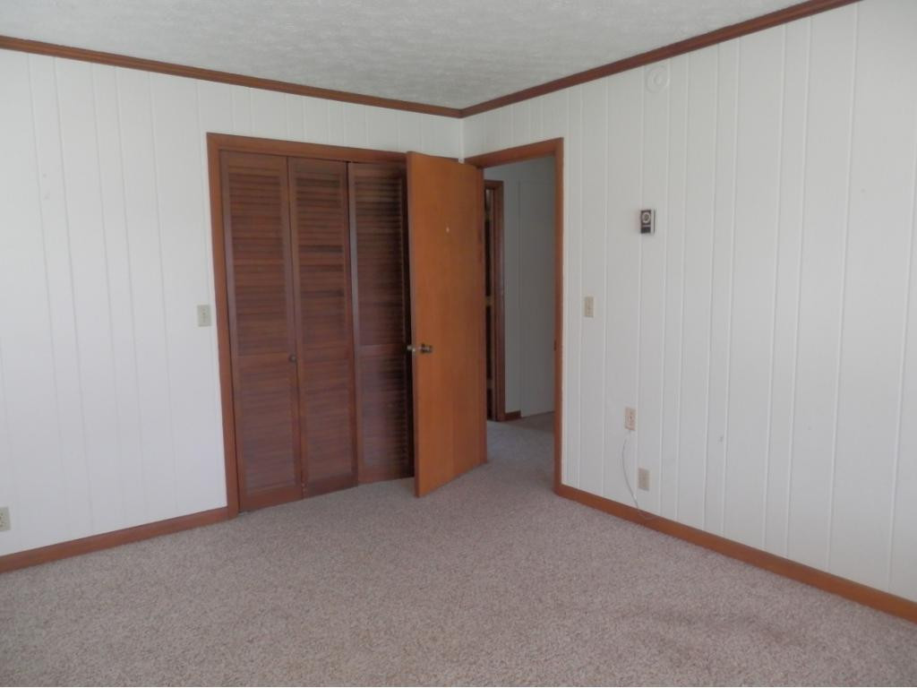 219 Capitol Road Jonesville, VA 24263 - Photo 18 of 23 Master Bedroom