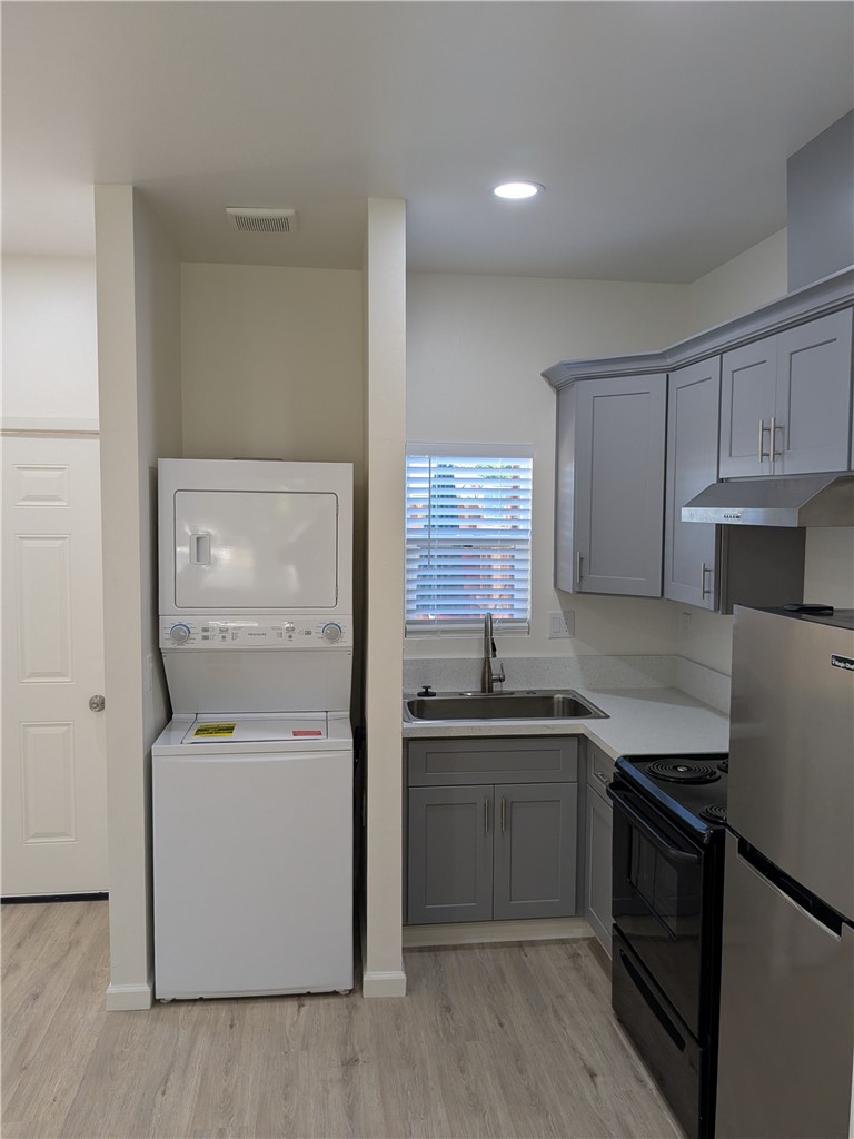 1209 Wilson Road, Unit A Bakersfield, CA 93304 - Photo 6 of 15