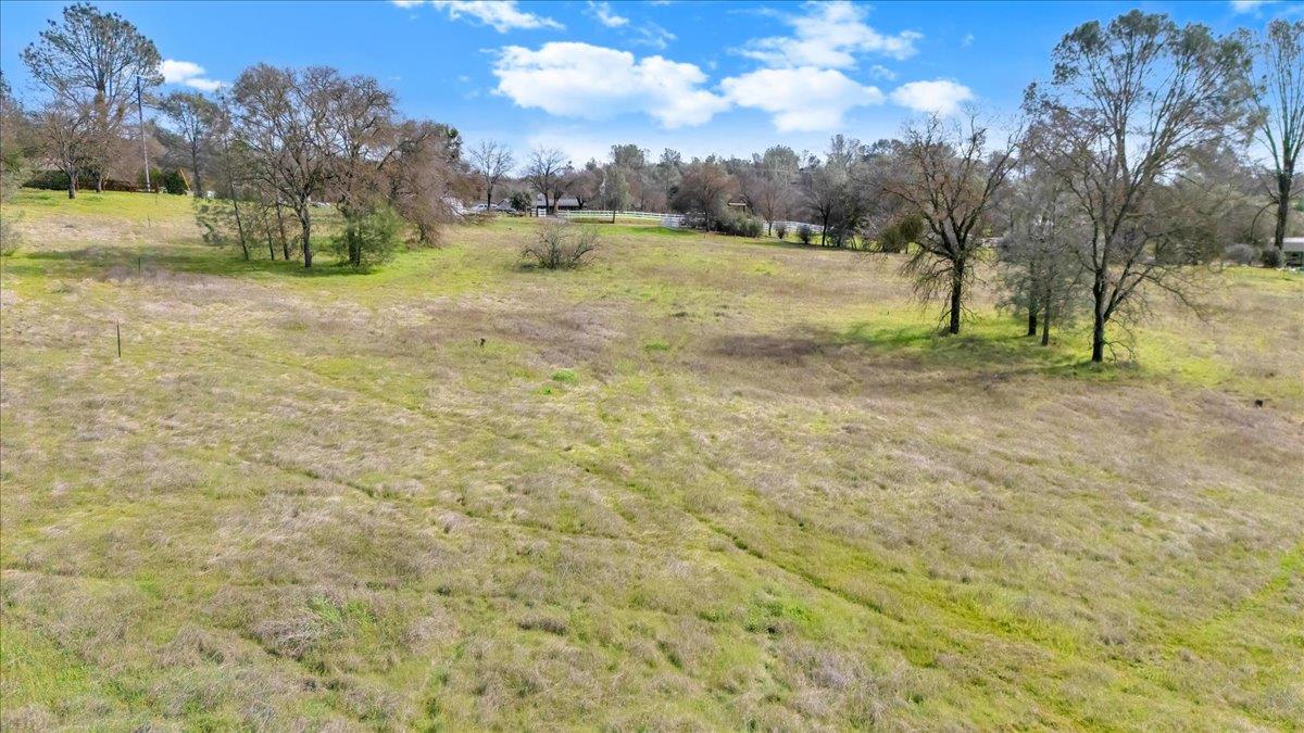 622 Pinon Drive Copperopolis, CA 95228 - Photo 16 of 48 a view of a yard with a house