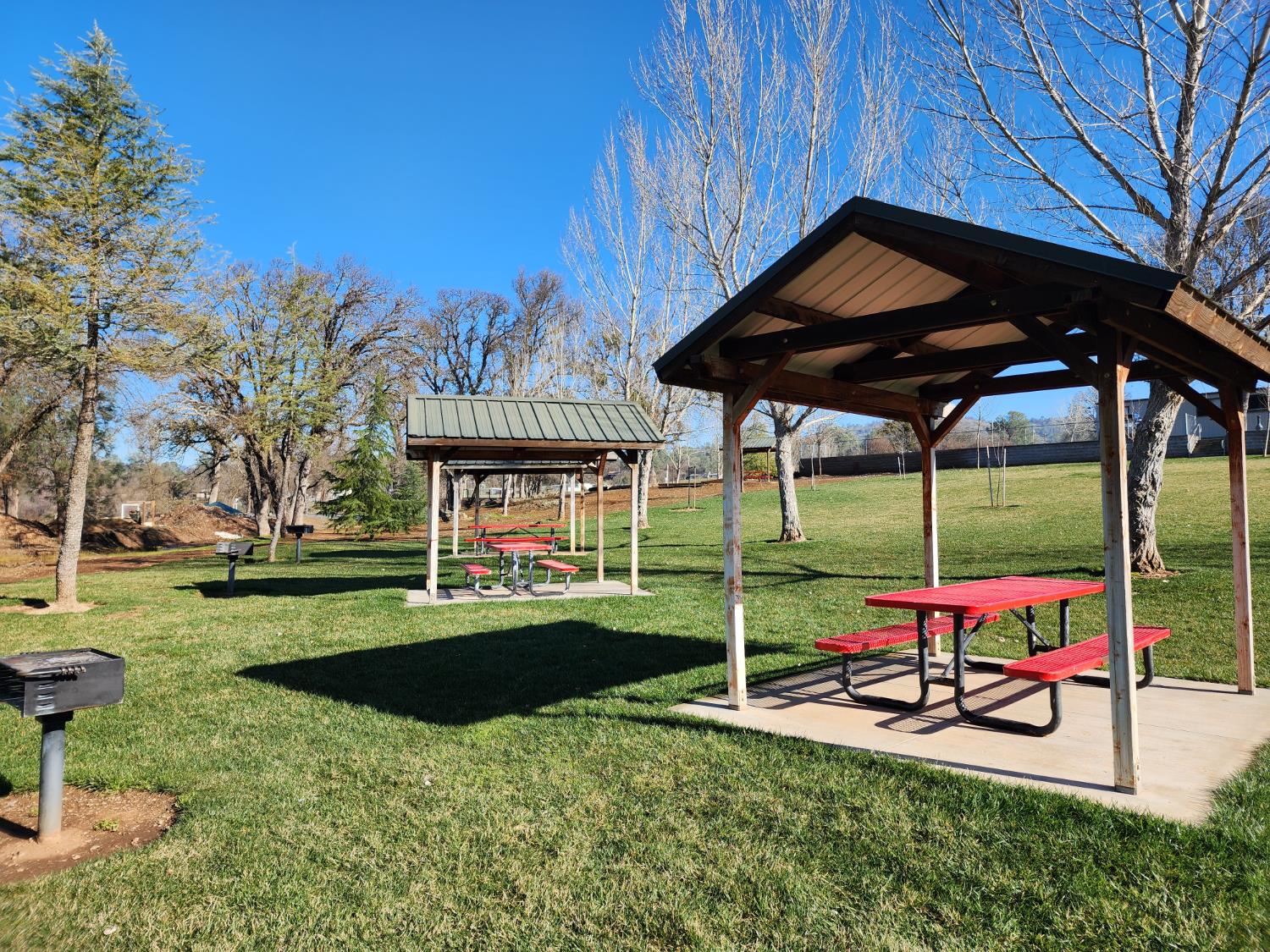 622 Pinon Drive Copperopolis, CA 95228 - Photo 22 of 48 a backyard of a house with table and chairs