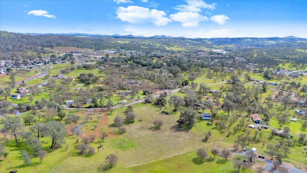 622 Pinon Drive Copperopolis, CA 95228 - Photo 6 of 48 a view of a city with a lake view