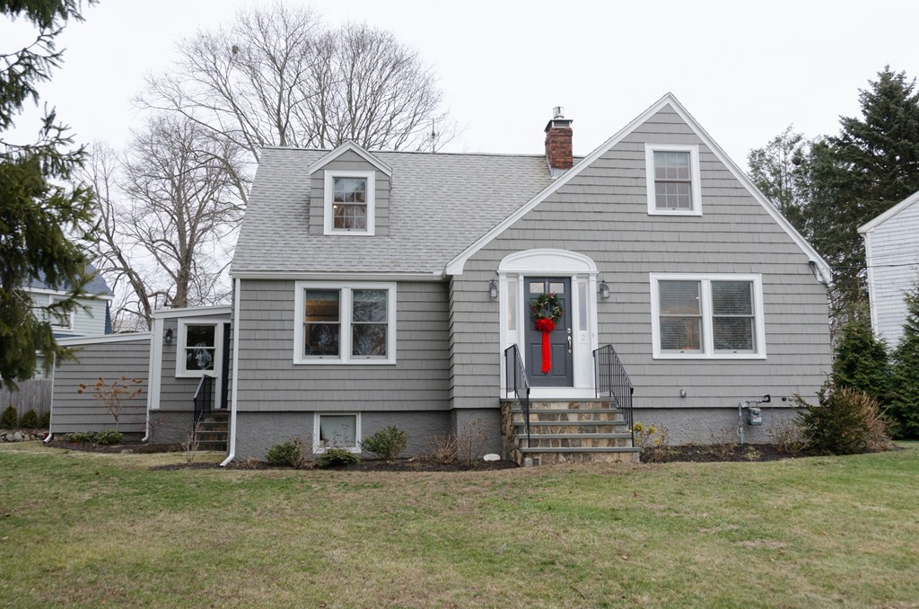 2 Vassar Road Marblehead, MA 01945 - Photo 2 of 27