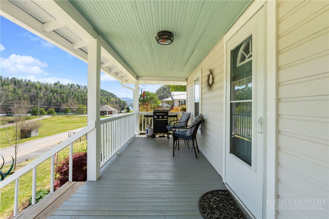 207 Main Street Butler, TN 37640 - Photo 7 of 50