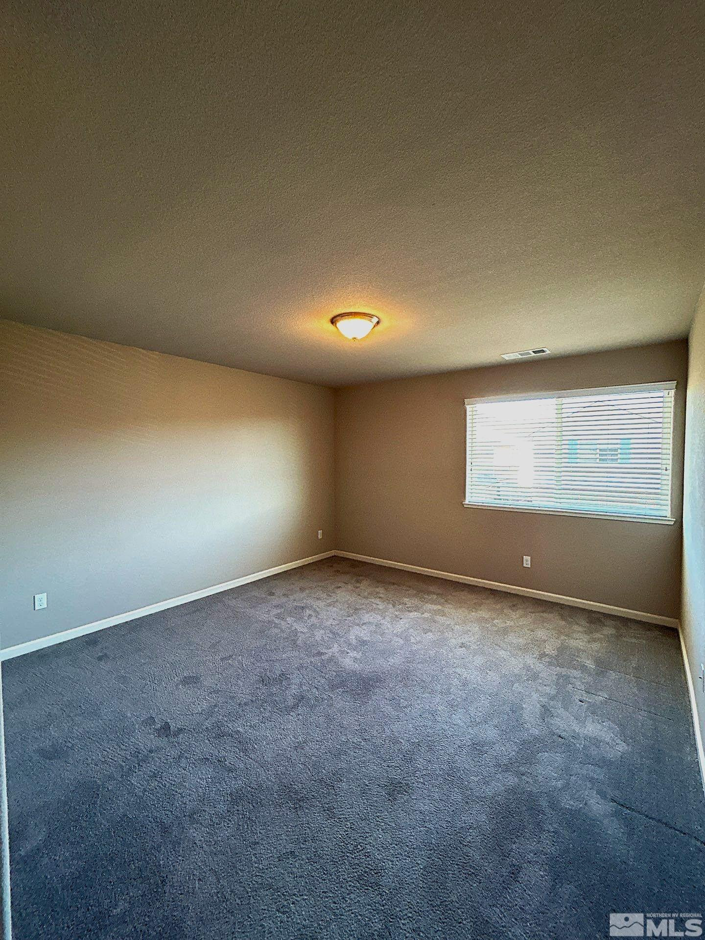 3675 Coastal Street Reno, NV 89512 - Photo 7 of 12 Photo 7