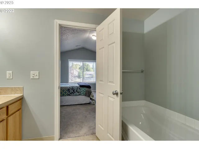 $429,000 | 10213 Northeast 58th Street, Vancouver, WA 98662