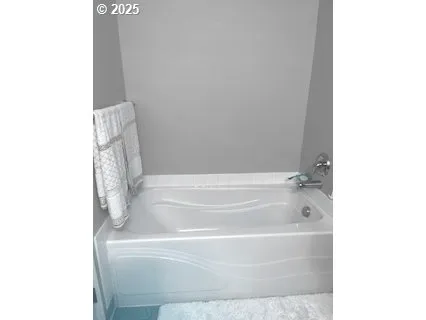 $429,000 | 10213 Northeast 58th Street, Vancouver, WA 98662