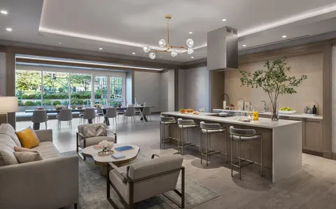 $7,725 | 60 Wharf Drive, Unit 309 | Greenpoint