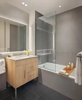 $7,725 | 60 Wharf Drive, Unit 309 | Greenpoint