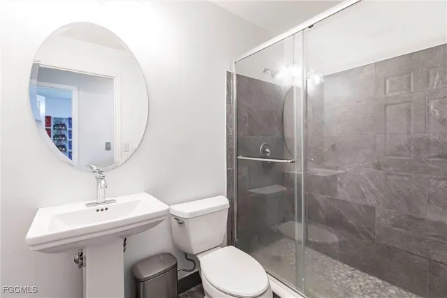 $337,000 | 14895 Pleasant Bay Lane, Unit 5204, Naples, FL 34119