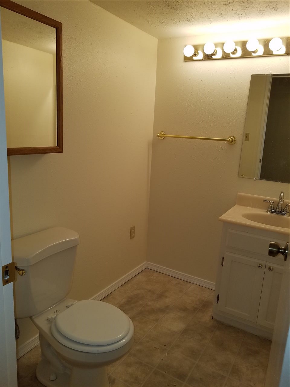 3006 South Whipple Road Spokane Valley, WA 99206 - Photo 17 of 20
