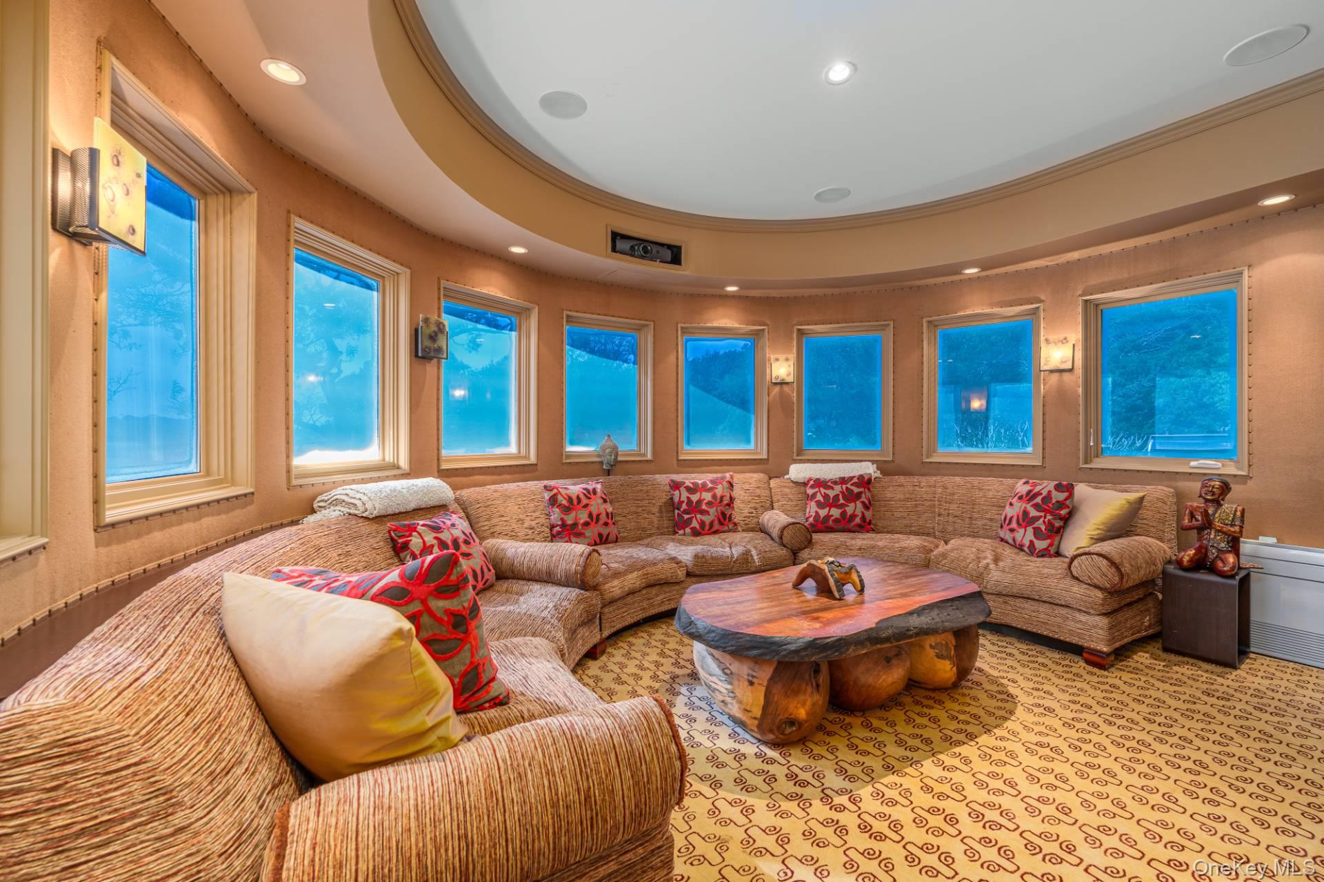 1350 West Cove Road Cutchogue, NY 11935 - Photo 18 of 49 Media Room