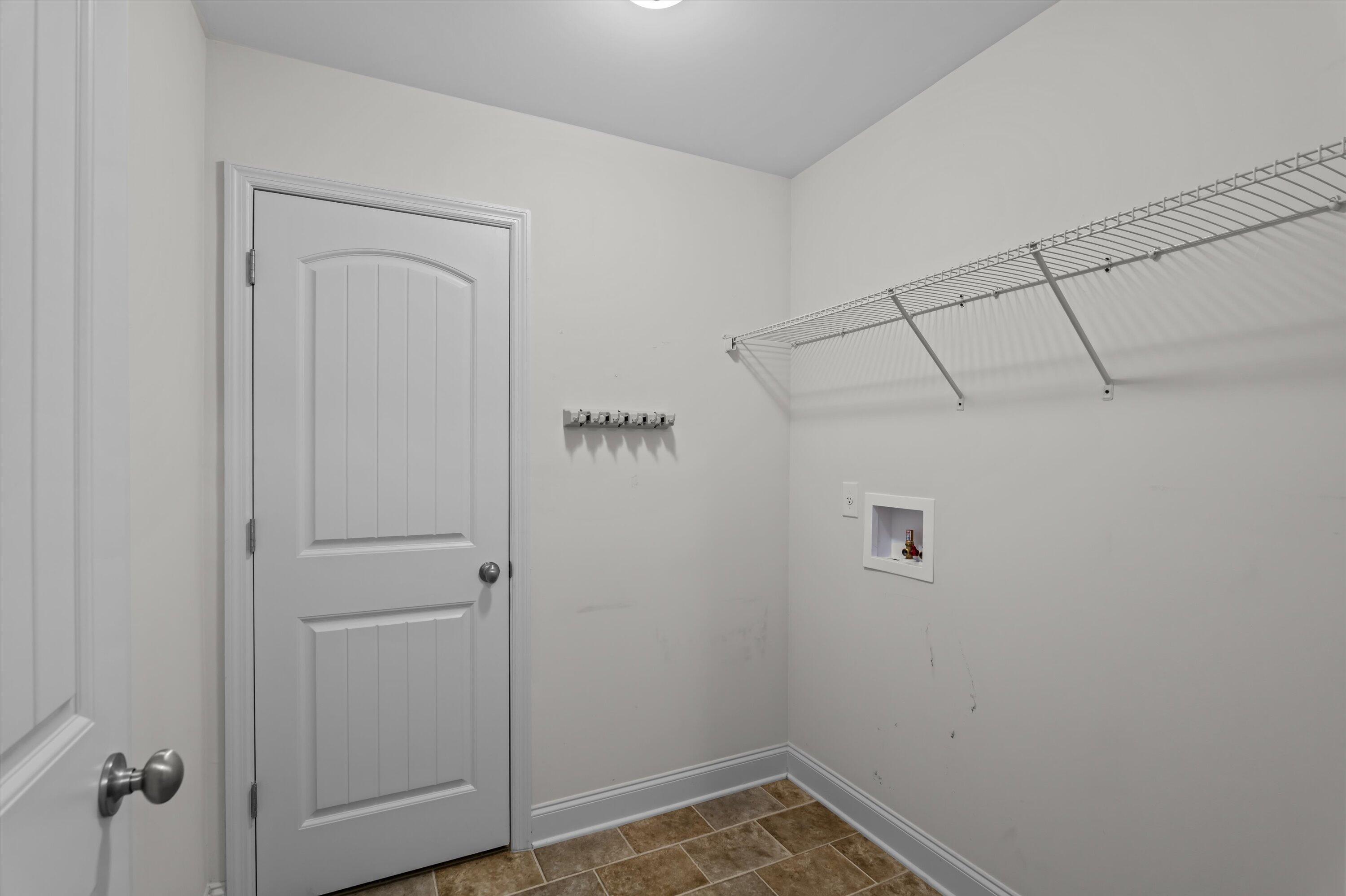 914 Inman Drive Grovetown, GA 30813 - Photo 12 of 22 Laundry room
