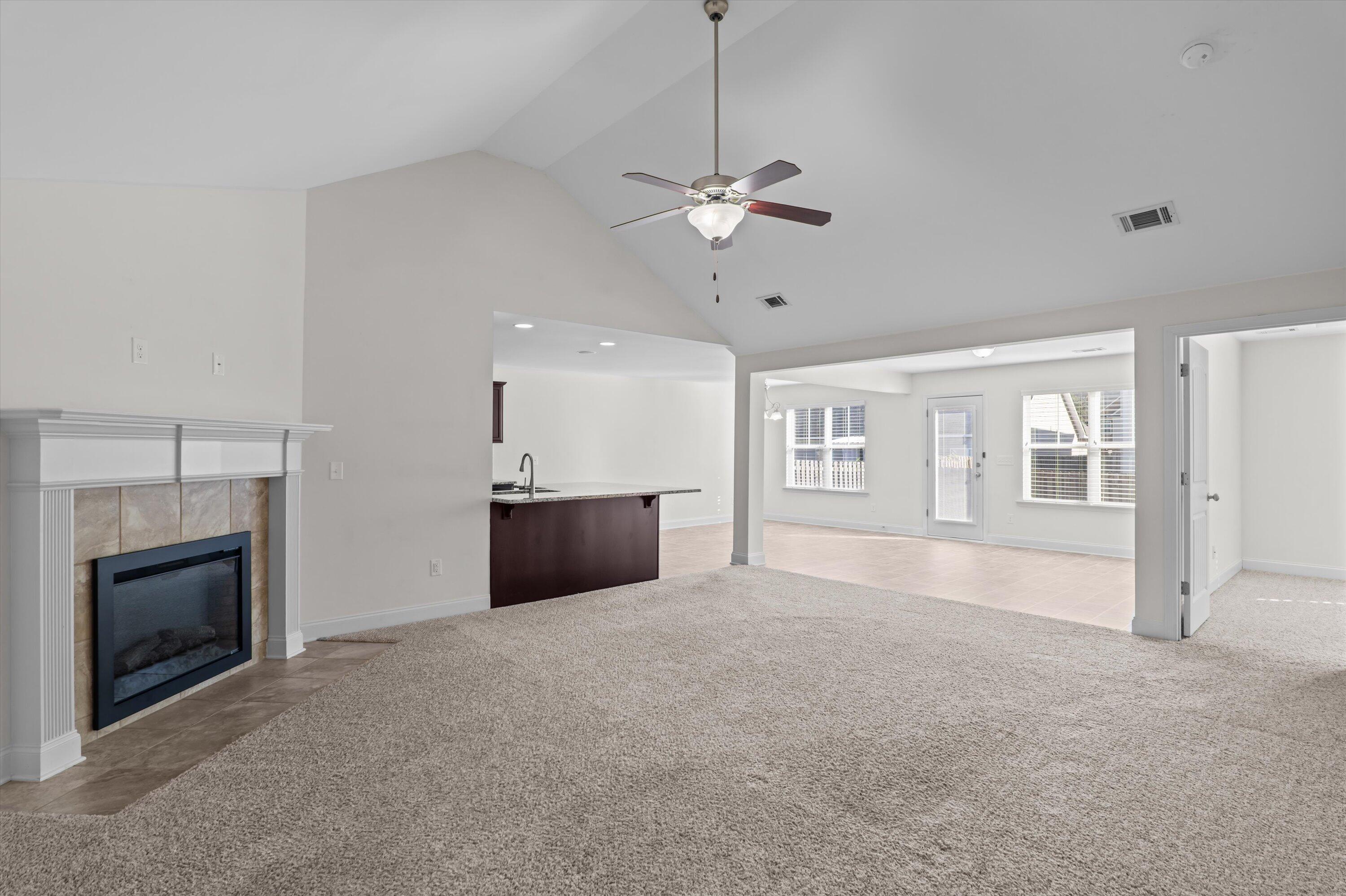 914 Inman Drive Grovetown, GA 30813 - Photo 2 of 22 Great room with cathedral ceiling