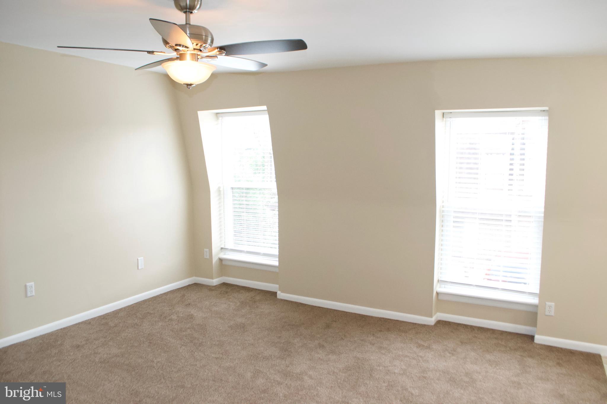 11833 Academy Road, Unit B8 Philadelphia, PA 19154 - Photo 17 of 30