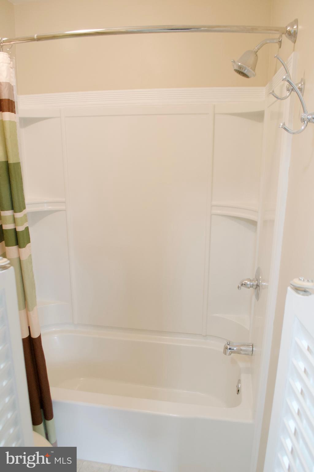 11833 Academy Road, Unit B8 Philadelphia, PA 19154 - Photo 20 of 30