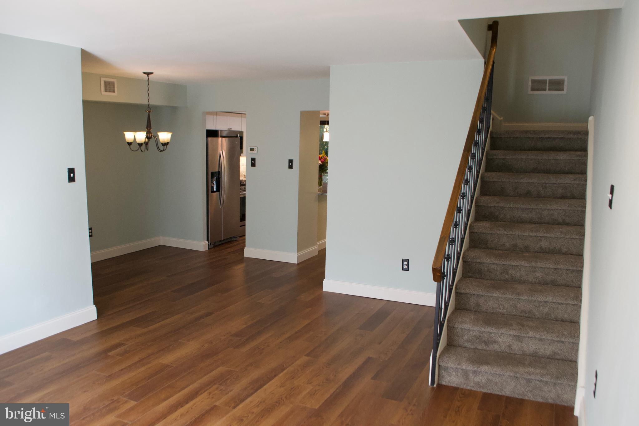 11833 Academy Road, Unit B8 Philadelphia, PA 19154 - Photo 4 of 30