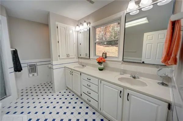 $510,000 | 224 Shadowood Drive Southeast, Calhoun, GA 30701