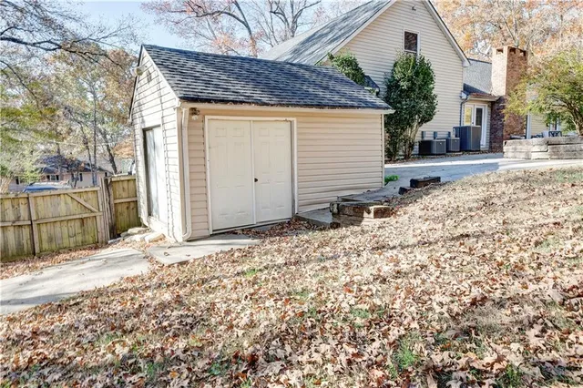 $560,000 | 224 Shadowood Drive Southeast, Calhoun, GA 30701