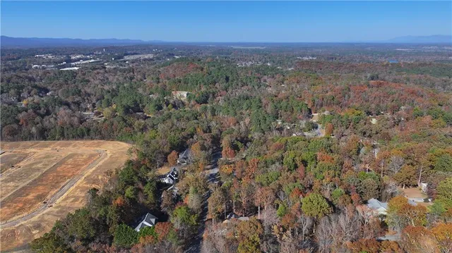 $560,000 | 224 Shadowood Drive Southeast, Calhoun, GA 30701