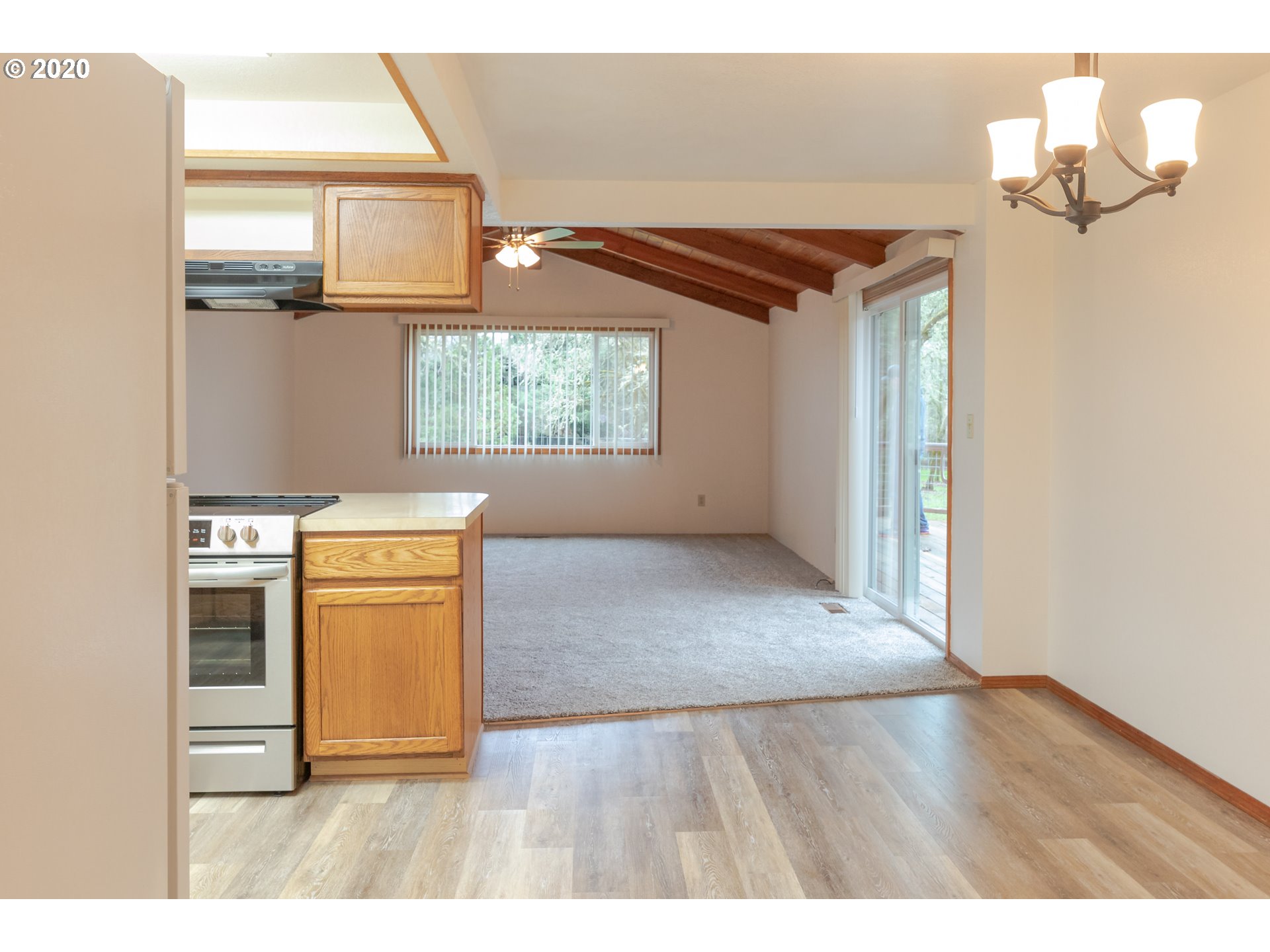 575 River Bend Road Roseburg, OR 97471 - Photo 3 of 30 Gallery Image 3