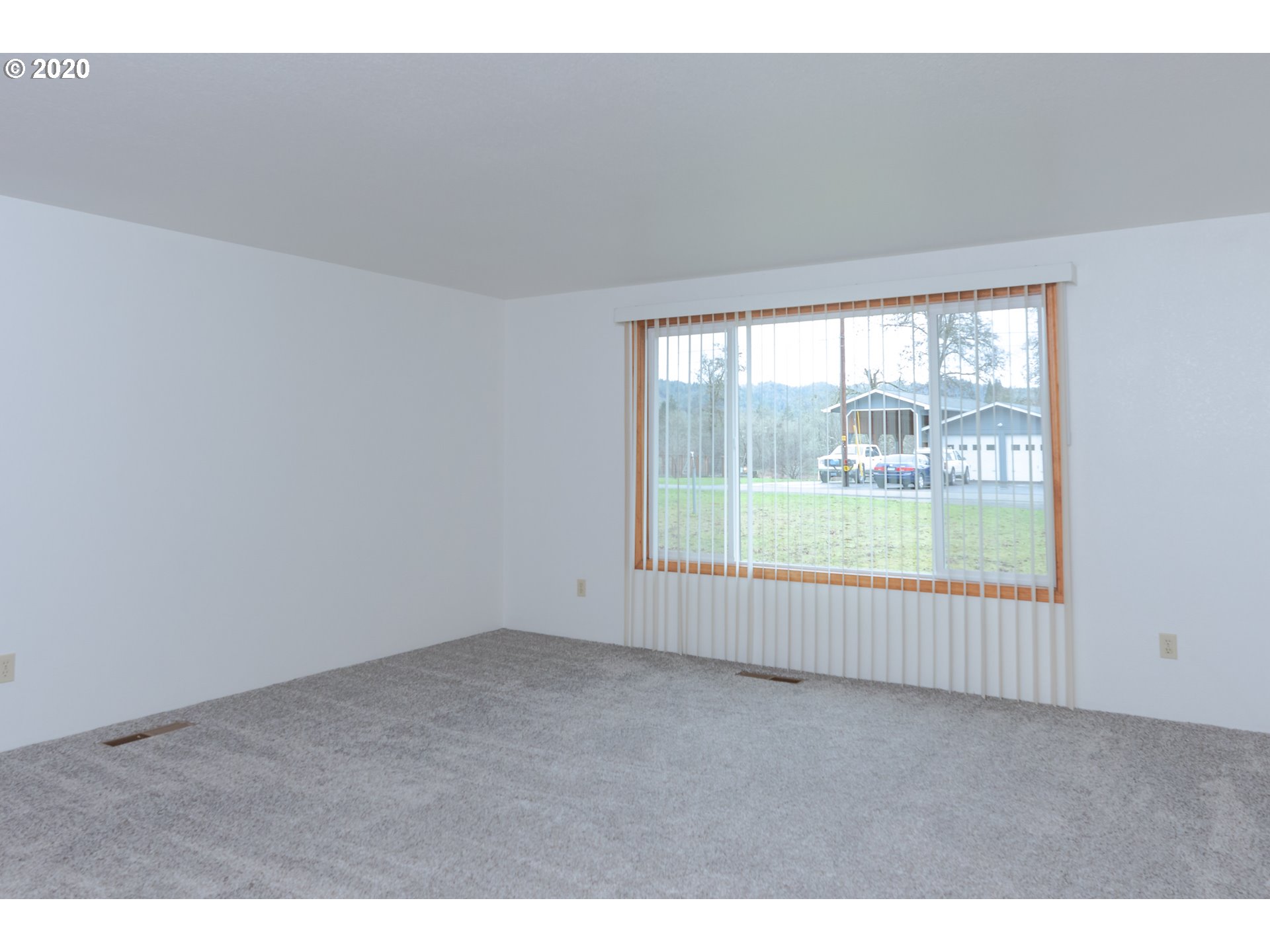 575 River Bend Road Roseburg, OR 97471 - Photo 6 of 30 Gallery Image 6
