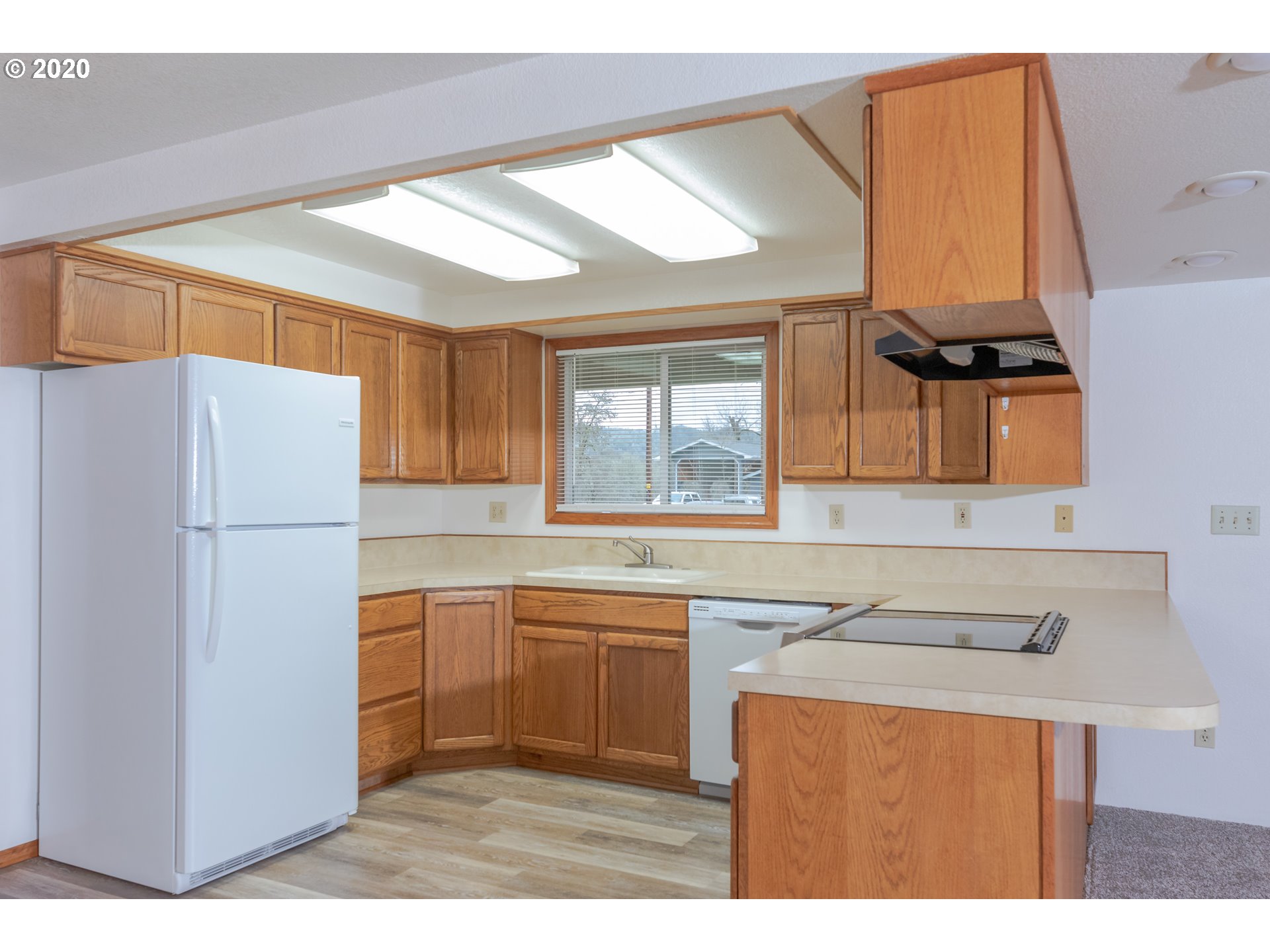 575 River Bend Road Roseburg, OR 97471 - Photo 7 of 30 Gallery Image 7