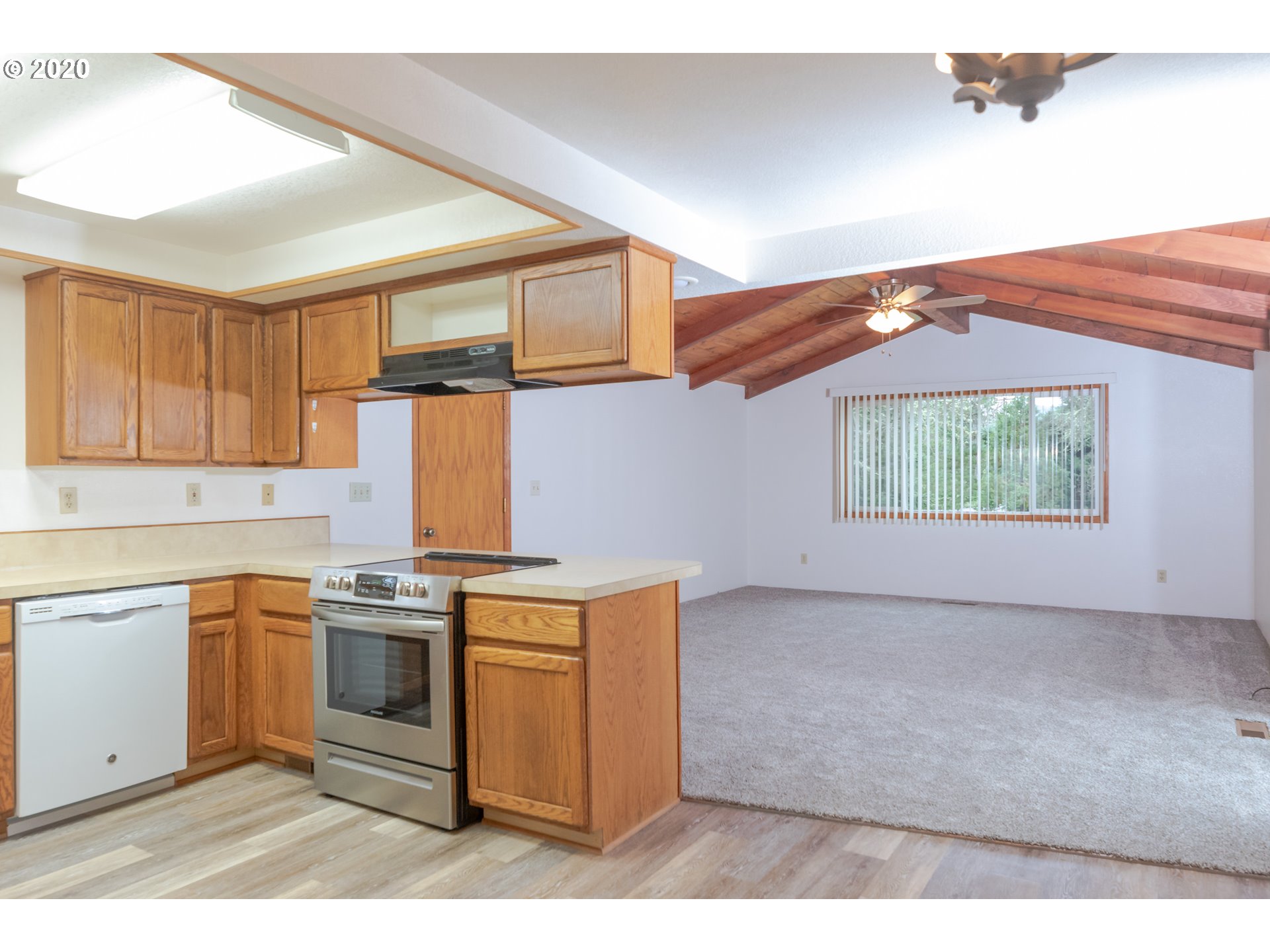 575 River Bend Road Roseburg, OR 97471 - Photo 9 of 30 Gallery Image 9
